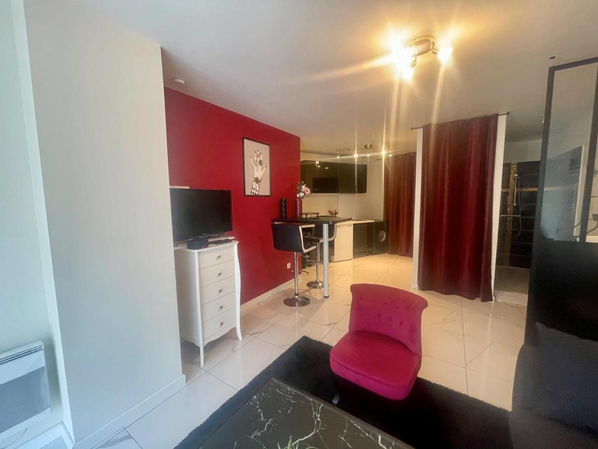 Studio Barok Proche Autoroute, Plages Et Attractions, Wifi - Tv, Calme Bessan Exteriér fotografie